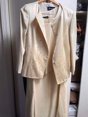 Sunny Choi Saks Women's butter yellow SILK Embellished Jacket & Dress Set